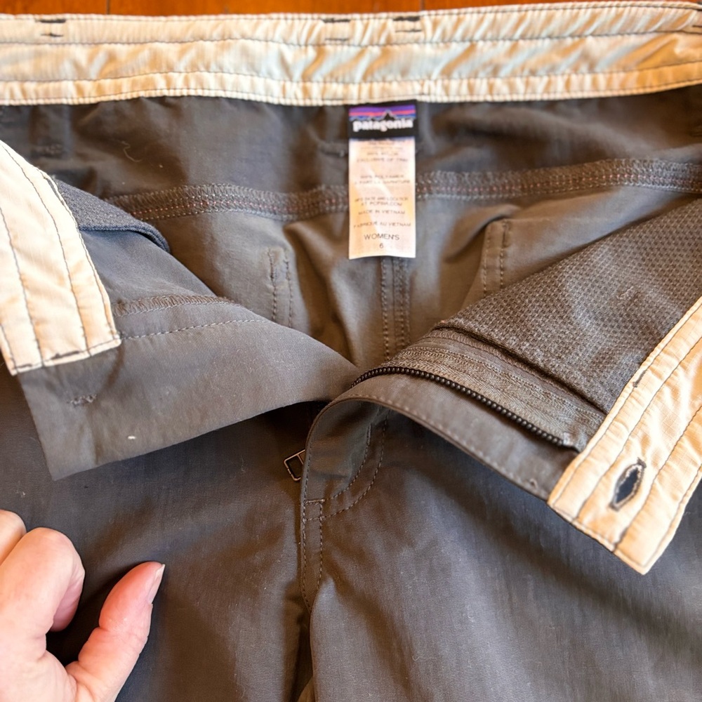 Patagonia Cargo Hiking Pants SZ 6 Gray Quandar Utility Leightweight Gorpcore - Picture 7 of 9
